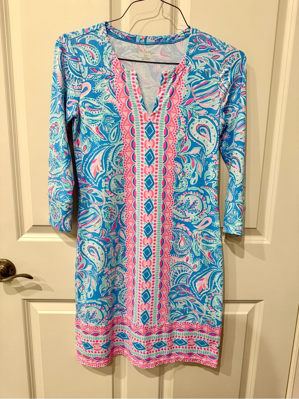 Lilly Pulitzer UPF 50 Chilly Lilly Pastel Blue, Pink & Aqua Paisley dress, XS.